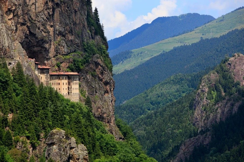 panagia-sοumela-monastery